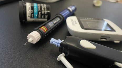 Продължава забраната за износ на инсулини и други медикаменти