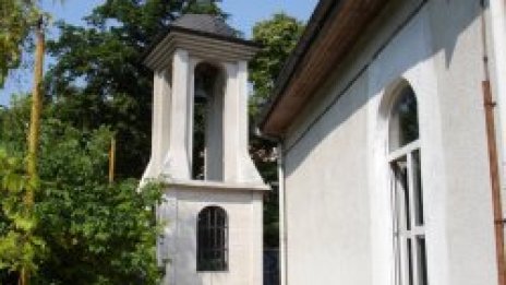 Русенският храм "Св. Николай" посреща празника си със сайт