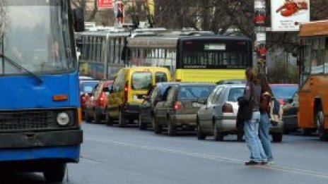 Едно билетче ни качва в метро, трамвайче и тролейче