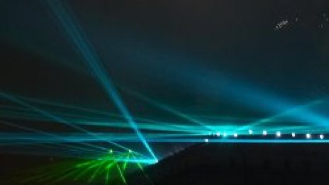 Лазерно шоу ще осветява Момчиловата крепост