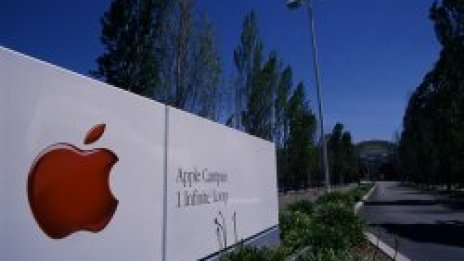 Apple спечели битката срещу Бийтълс