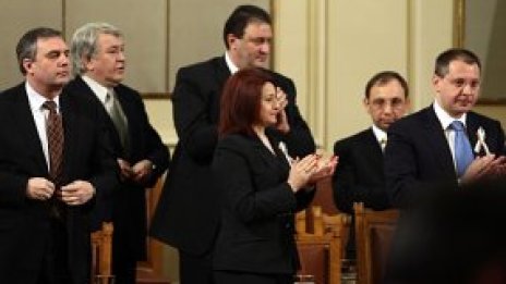 2007 - Ке падне или не