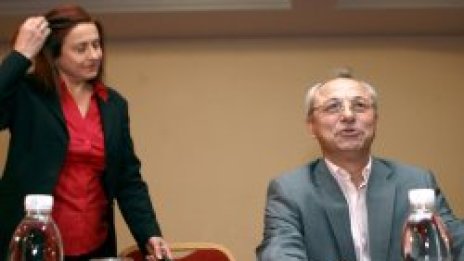 Доган- шеф и на щаба на ДПС за евродепутати