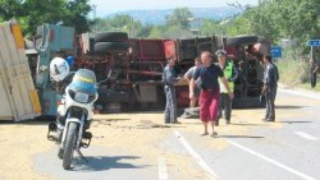 Двама загинаха при катастрофа във Враца