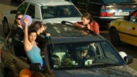 Подаряват тестери за алкохол на абитуриенти