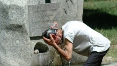Без вода в жегата
