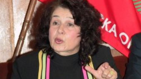 Масларова:Спираме социалните помощи за тези, които лежат на една кълка