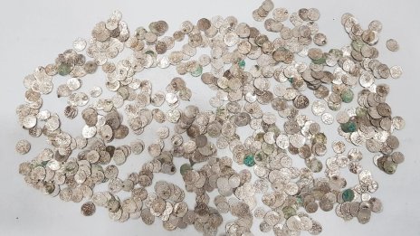 ГДБОП удари група за трафик на антики, арестувани са петима 