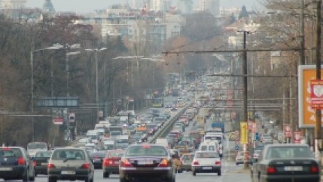 Цариградско шосе гълта над милион лева, слагат му 4 см асфалт
