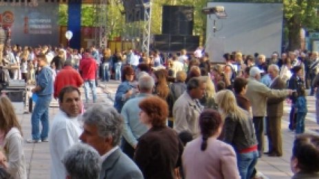 Кой вярва в БГ политиците? Никой.