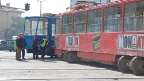 Пускат трамваите по бул. "Княгиня Мария-Луиза"
