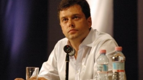 Концесионерът на бургаския плаж се готви за кмет
