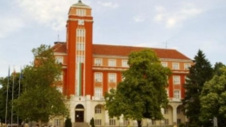 ЕС дели страната на нови области