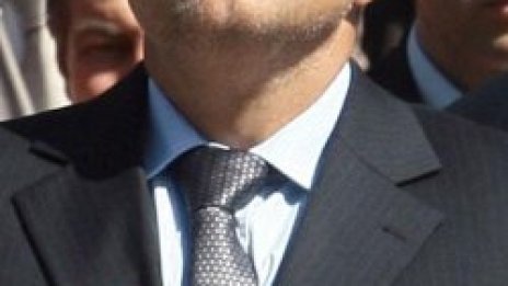 Кметът моли общинарите да спрат със замените