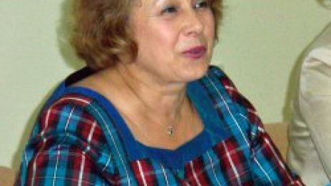 По мед и Масларова: Наливат милиони в социалния сектор