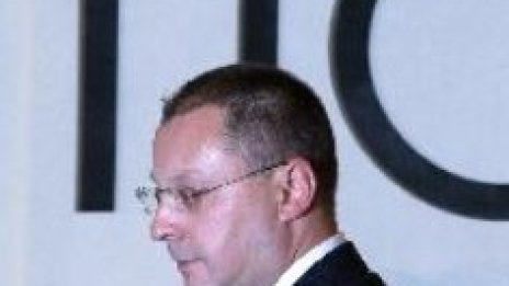 Станишев: Бойко, свали си розовите очила