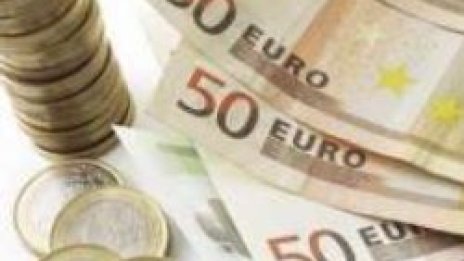 Досега: „euro“, &#949;&#965;&#961;&#974; -  от декември и „евро“