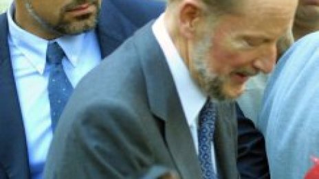 Бойко вътре, Царят вън