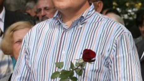 Представете си Румен Петков в пола, а сега и Сидеров