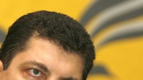 Басове с уиски за бъдещето на НДСВ