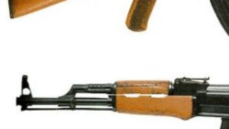 България сред незаконните производители на &quot;Калашник&quot;