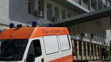 Майка изостави бебето си в "Пирогов"