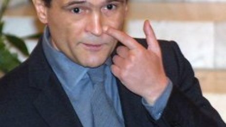 Божков наливал, не източвал