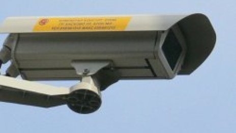 Монтират камери в 48 училища и детски градини