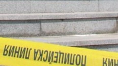 Охранител простреля 17-годишна крадла