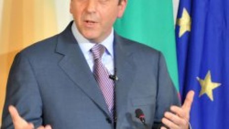 "Уолстрийт Джърнъл": Първанов иска да запази статуквото