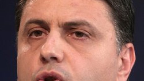Син политолог: Обесете Юруков за краката, да виси от 6-я етаж на СДС