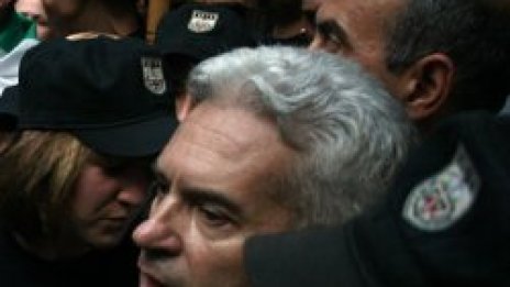 "Атака" атакува 3-то РПУ, а вътре - Станишев и Миков