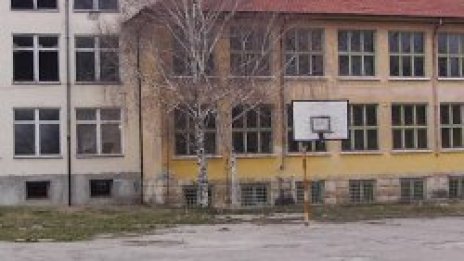 294 школа закриват, едно &ndash; разкриват