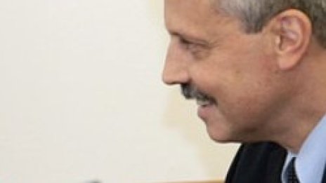 МВР шефове не знаят под какво слагат параф