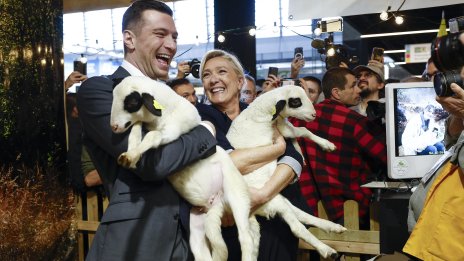 Бизнесът е потресен от Льо Пен, искат младока Бардела за президент на Франция 