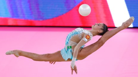 Световната гимнастика връща руските спортисти с тяхното знаме и химн