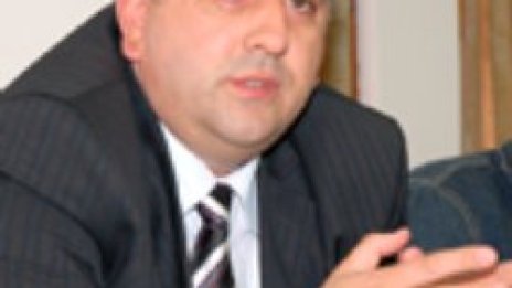 Мюмюн: Корабът ДПС потъва