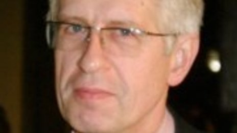 Овчаров: Гергана Грънчарова не е само министър за украшение