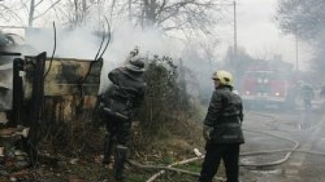 Пожар овъгли къща в столичната ромска махала "Татарли"