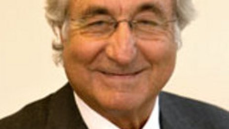 Facebook изтри профила на финансов измамник