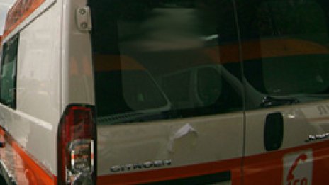 Две момичета в "Пирогов" след алкохолно натравяне