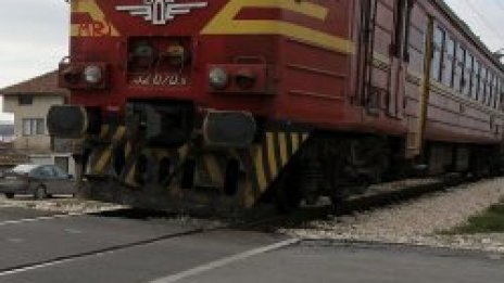 Сигнал за бомба спря влака София&ndash;Варна