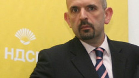 НДСВ убеждава БСП и ДПС за избори "2 в 1"