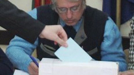 НДСВ пак повтори: По-скъпо ще е да има две дати за изборите