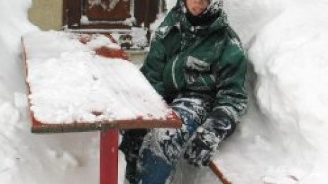 Три дни след големия сняг – 15 селища откъснати от света