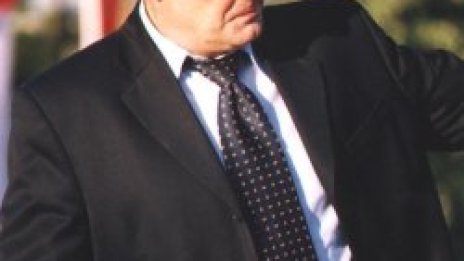 Съкращават 160 общински чиновници във Варна