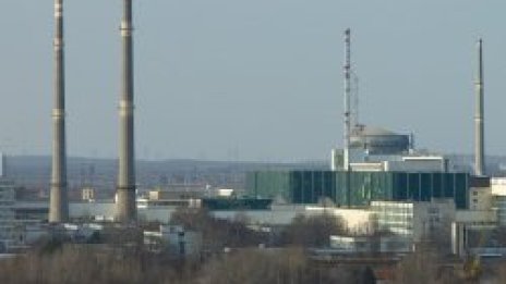 За да не мрънкаме за 3 и 4, ЕК налива още пари в Козлодуй