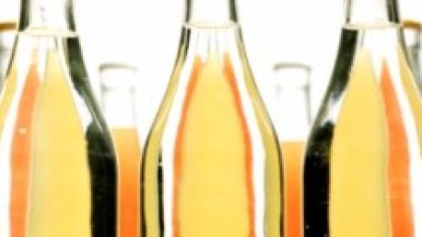 Млекар гаси пожар с лимонада