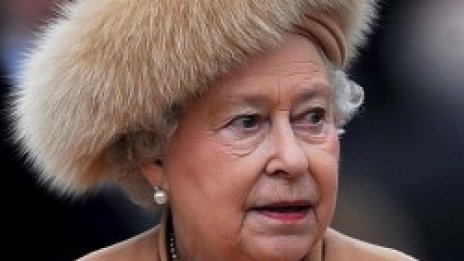 Елизабет II става на 83 години