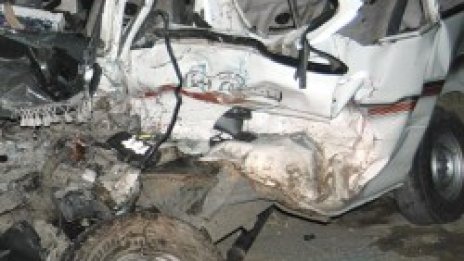 Автобус с холандски ученици катастрофира в Гърция